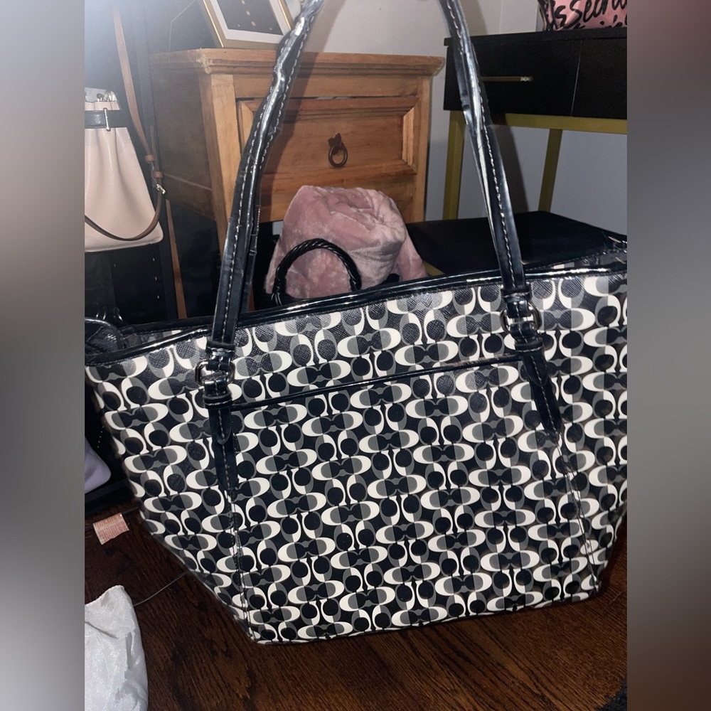 Coach Purse - Picture 2 of 3